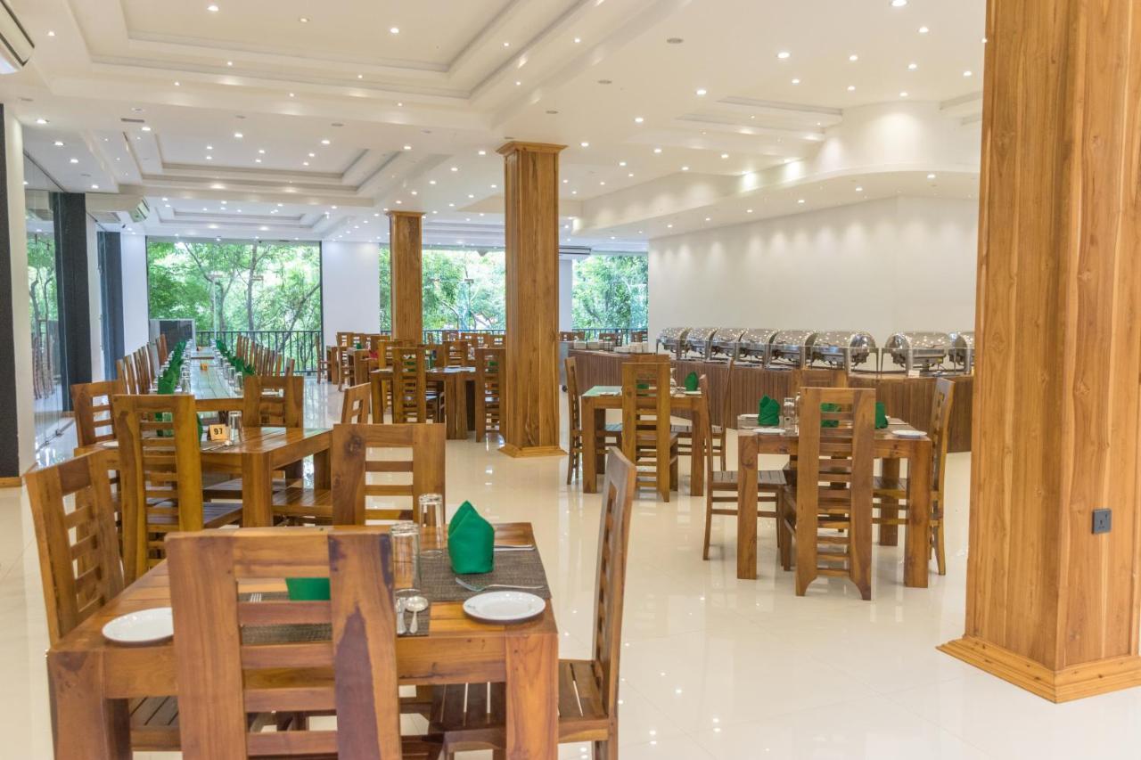 Nice Place Resort Dambulla Exteriör bild